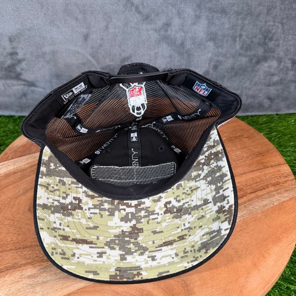 New Era Black Saints NFL Camo Patch Trucker Hat Salute to Service Snapback Mens - Picture 5 of 8